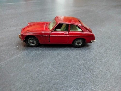 Corgi toys 327 mgb gt - 327,