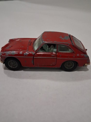Vintage corgi 327 mgb - 327, gt