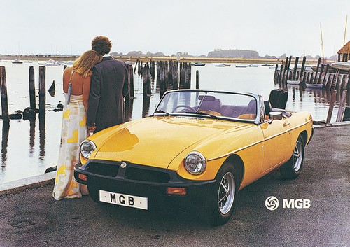 Mgb roadster yellow classic - roadster,